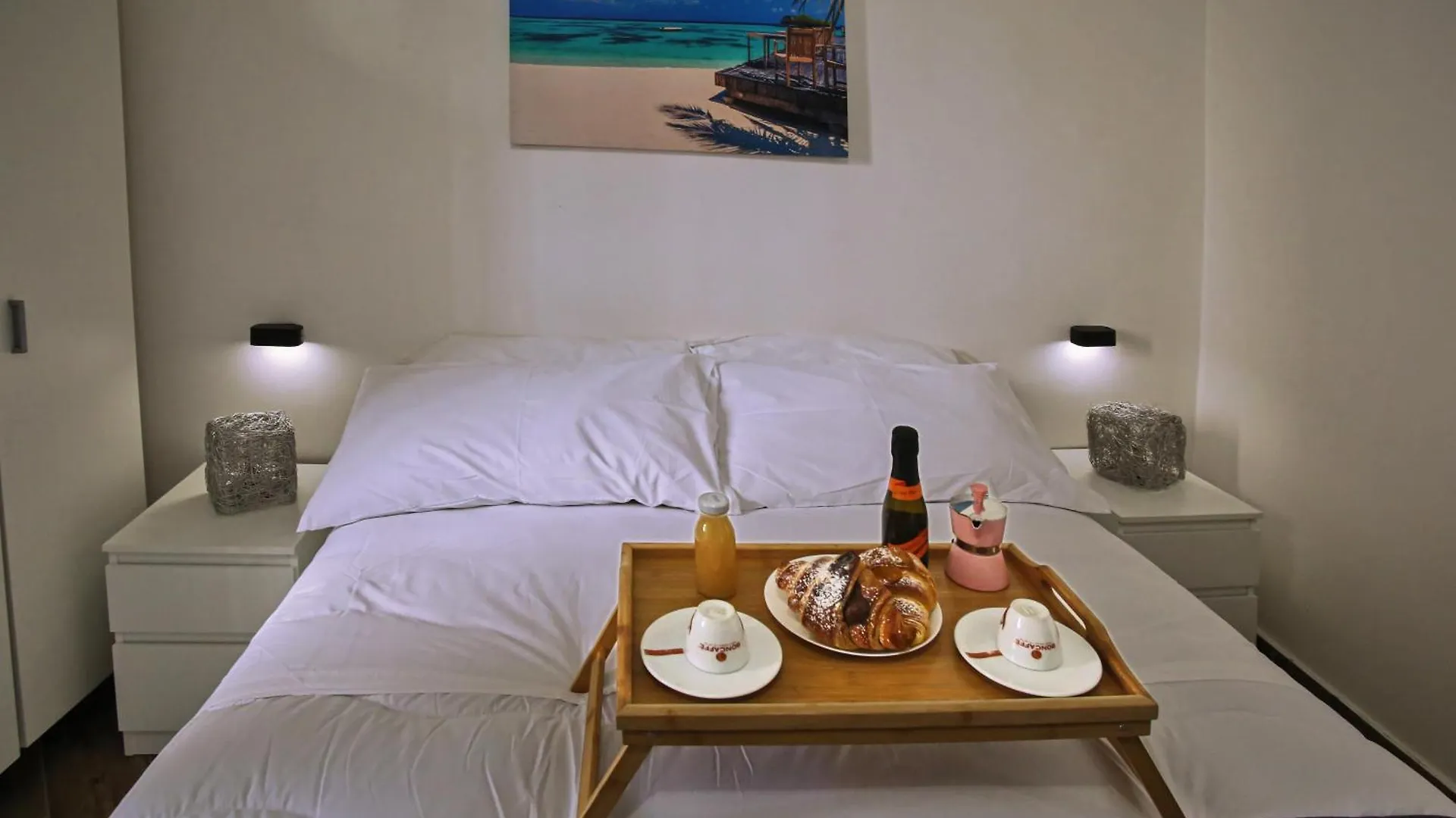 Apartment Home La Marina Catania Italy